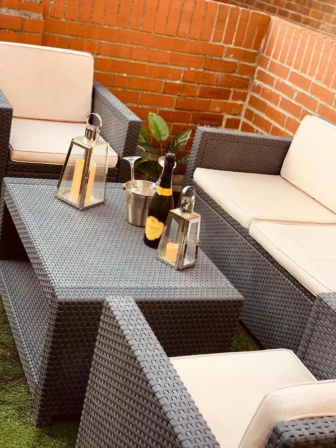 Executive Sea View Apartment 3 Bedroom 'Lodge With The Legends' Sleeps Up To 8 클리소프스