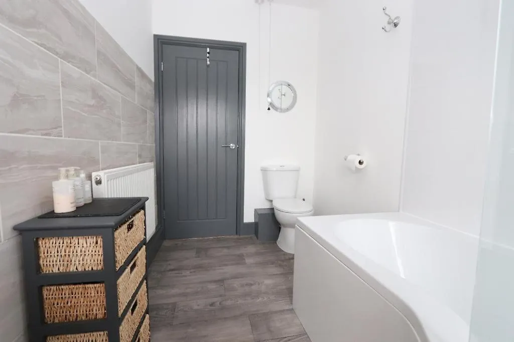 Executive Sea View Apartment 3 Bedroom 'Lodge With The Legends' Sleeps Up To 8 클리소프스 영국